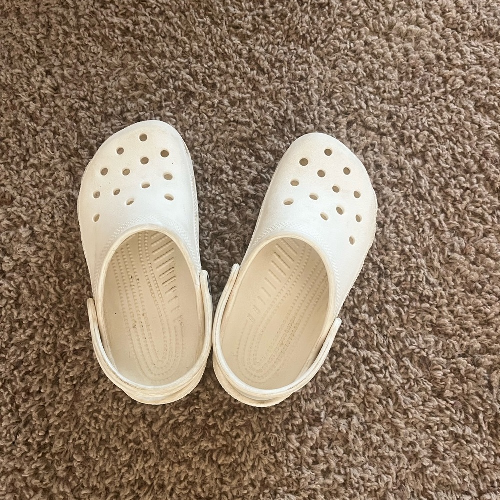Crocs size youth 2